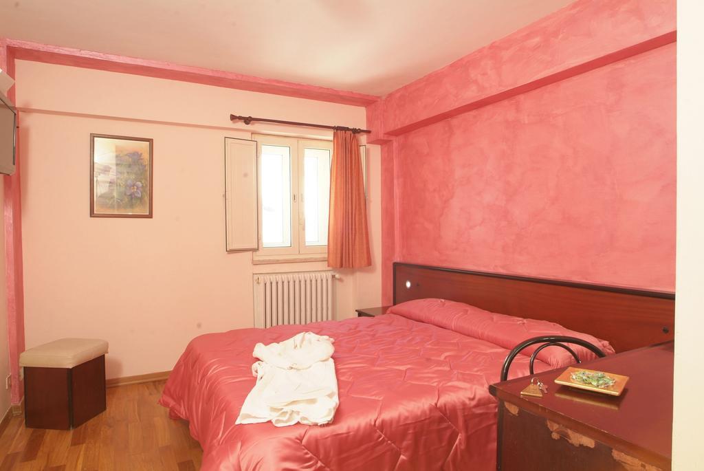 Hotel Miletto Сан-Массимо Номер фото